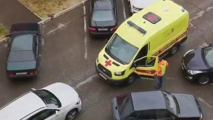 Нижнекамский адвокат прокомментировал видео, на котором мужчина не пропускает «скорую» - НТР 24