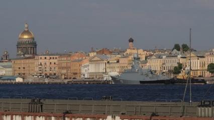 В День военно-морского флота на парадах участвовало 13 кораблей из Татарстана