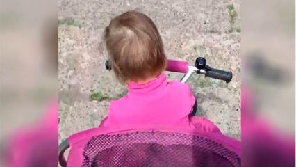 Жительница Нижнекамска сняла на видео, как трясёт её ребенка на плохой дороге - НТР 24