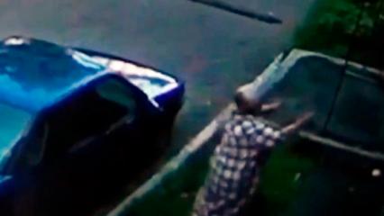В Новокузнецке пенсионерка поймала выпавшего из окна ребёнка