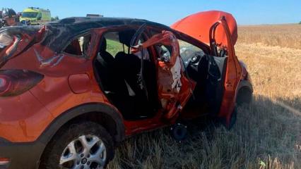 На трассе в Татарстане иномарка вылетела в кювет — погибла 30-летняя женщина-водитель
