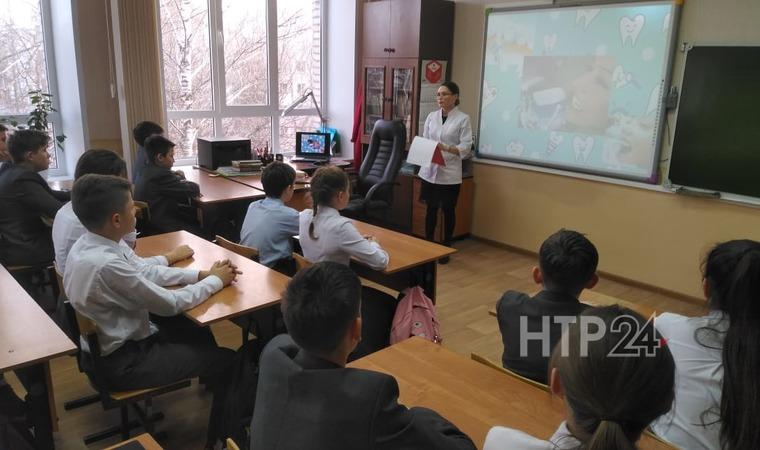 Жителям России рассказали, как будет организована учеба в школах с 1 сентября