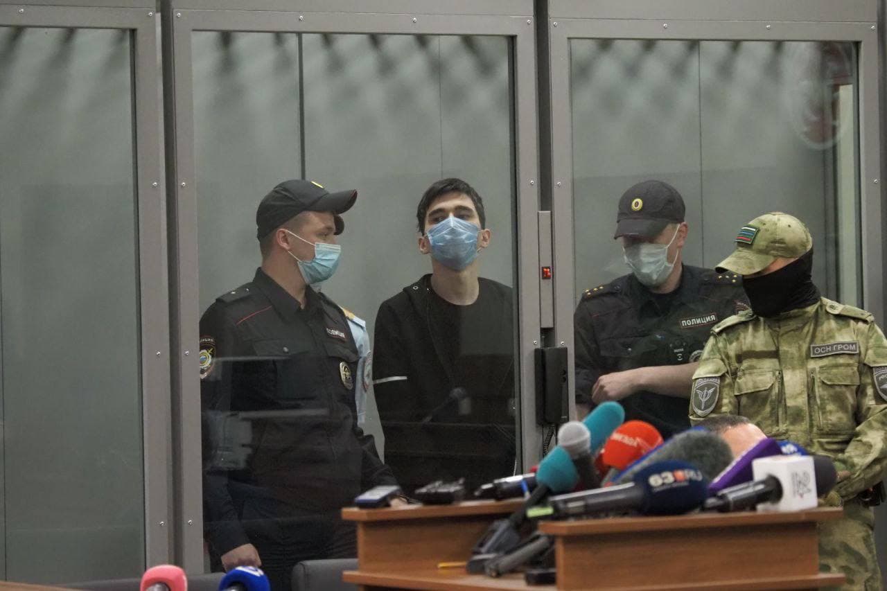 Устроивший стрельбу в казанской гимназии Ильназ Галявиев назвал мотив своего преступления