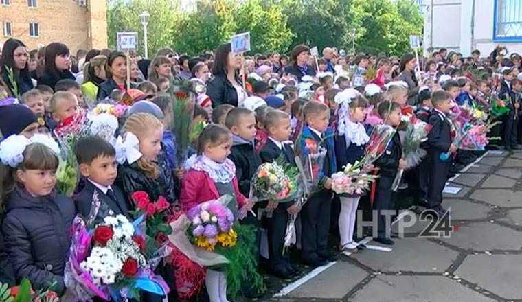 Роспотребнадзор РТ рассказал, как будут проводиться торжественные линейки в школах 1 сентября