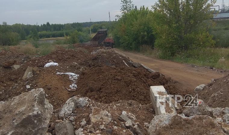 В Нижнекамске заметили «уникальный способ сохранения» малых рек с помощью строительного мусора