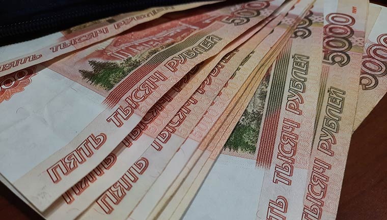 В Нижнекамске за три дня мошенники похитили у трёх горожан около 2,8 млн рублей