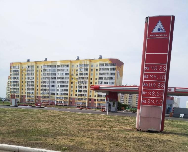 Автолюбители потеряли дар речи, увидев подскочившие цены на газ в Нижнекамске
