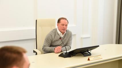 Глава Нижнекамского района обсудит развитие села на заседании экспертного клуба «Волга»
