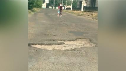 Житель Нижнекамска возмущен состоянием «брошенной» дороги по проспекту Шинников - НТР 24