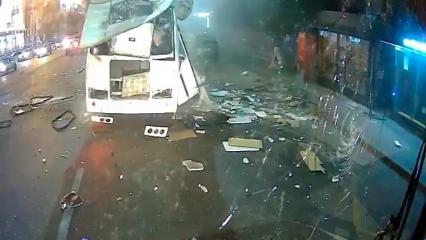 В Воронеже взорвался маршрутный автобус, погиб 1 человек