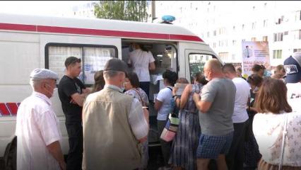 Жители Нижнекамска продолжают вакцинироваться в своих дворах - НТР 24