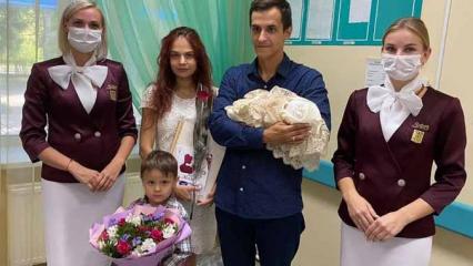 В Нижнекамске из роддома выписали 2000-го ребёнка, зарегистрированного в год 55-летия города