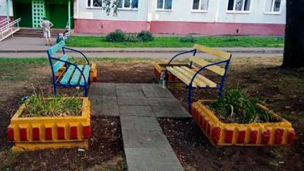 Нижнекамка попросила убрать скамейки во дворе, где по ночам пьют шумные компании - НТР 24