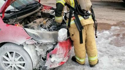 Машина в Татарстане загорелась на ходу - НТР 24