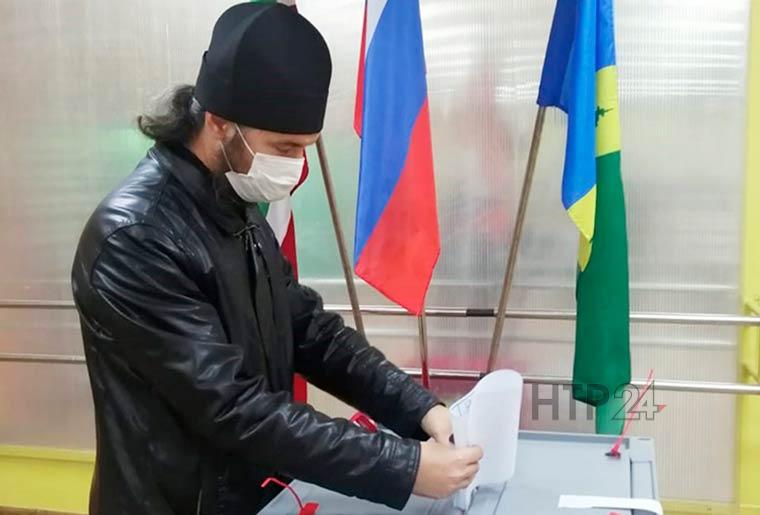 На выборах депутатов Госдумы РФ проголосовали священнослужители Нижнекамска