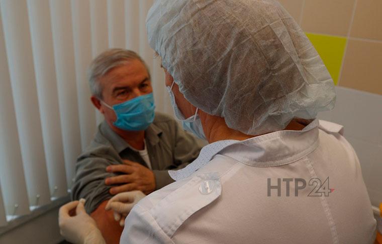 В Татарстане медикам будут доплачивать за каждого привитого от коронавируса