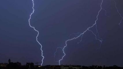 МЧС предупреждает жителей Татарстана об изменениях погоды 2 сентября: ожидаются ветер и грозы