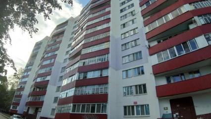 Выпавшая из окна нижнекамка перед этим поссорилась с мужем — делом занялись следователи - НТР 24