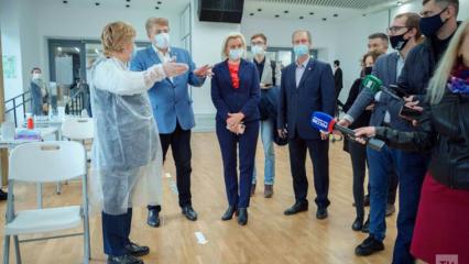 На избирательных участках Татарстана во время думских выборах появятся шкафы для сейф-пакетов с бюллетенями - НТР 24