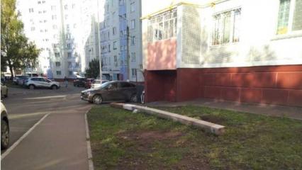 Улицу Менделеева в Нижнекамске заполонили старые бетонные столбы - НТР 24