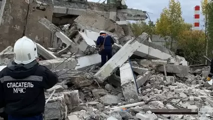 В Казани при обрушении здания погиб человек