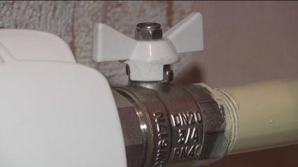 «Мы мерзнем, дети болеют»: нижнекамцы жалуются на задержки с подачей отопления - НТР 24