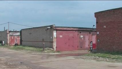 В Нижнекамском районе бабушка решила помочь сыну, оставив 60 тыс. рублей возле гаража - НТР 24