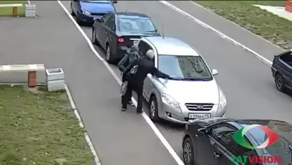 В Нижнекамске потерянный телефон ездил два дня возле лобового стекла  - НТР 24