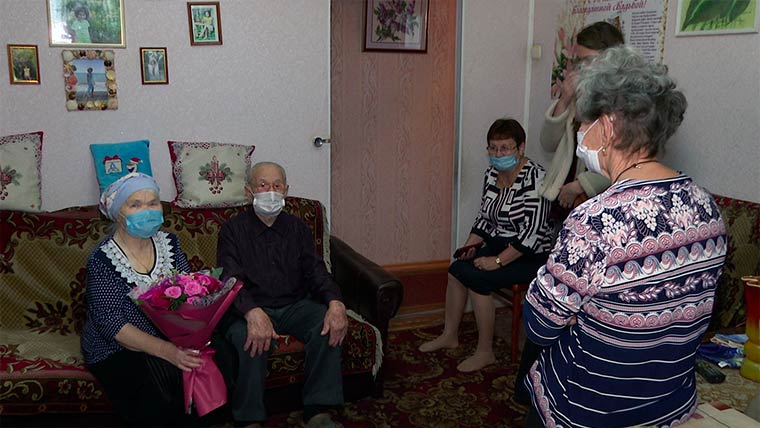 Пожилые жители Нижнекамска отметили свой праздник