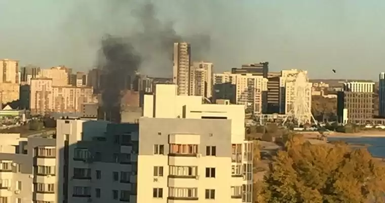 Во время демонтажа здания «Ривьеры» в Казани произошел пожар