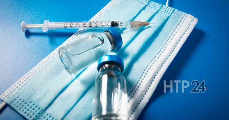 Минздрав РФ разрешил вакцинироваться от коронавируса и гриппа одновременно
