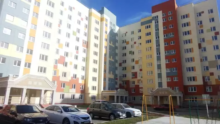 В Нижнекамске более 100 человек получили ключи от новых квартир