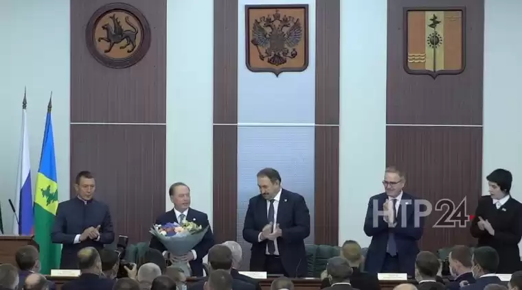 Айдар Метшин сложил полномочия мэра Нижнекамска и главы НМР