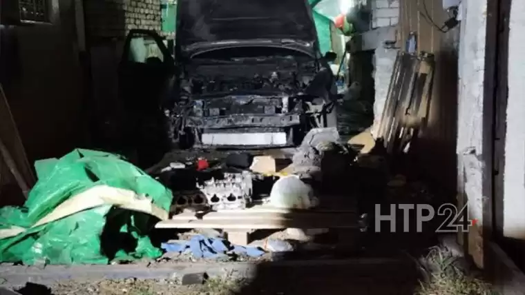 В Татарстане парень умер на переднем сидении своего авто во время ремонта
