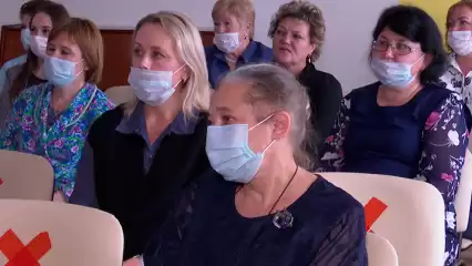 Первые педиатры и акушеры Нижнекамска вспомнили, как в городе зарождалась детская медицина - НТР 24