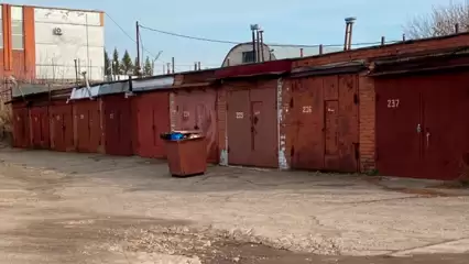В одном из нижнекамских гаражных кооперативов не вывозят мусор