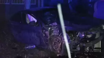 В Татарстане в перевернувшемся авто пострадали два человека