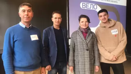 Нижнекамский депутат обсудил с создателями национального веломаршрута изменение ПДД - НТР 24