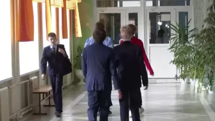 Тиктокерша из  Нижнекамска объяснила, почему ученики переименовали свои школы - НТР 24