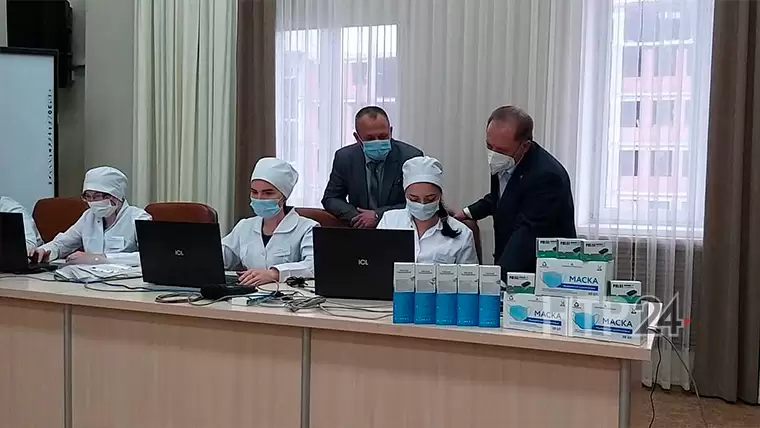 Депутат Госдумы РФ встретился с терапевтами в Нижнекамске