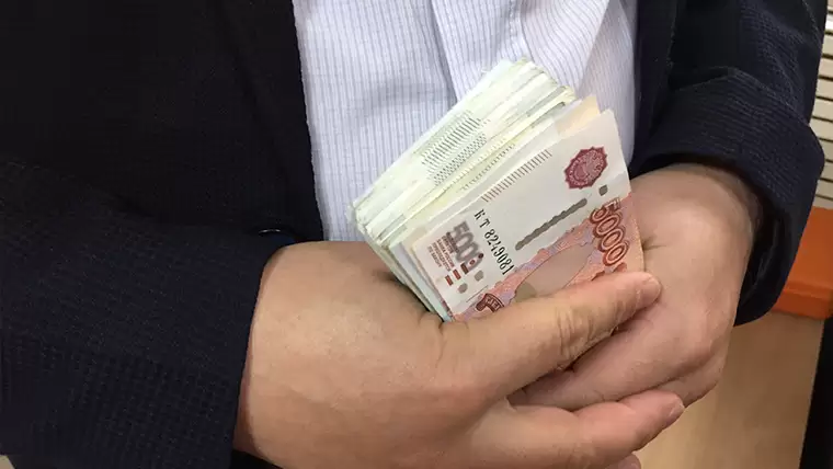 В Татарстане работники добились выплаты им зарплаты