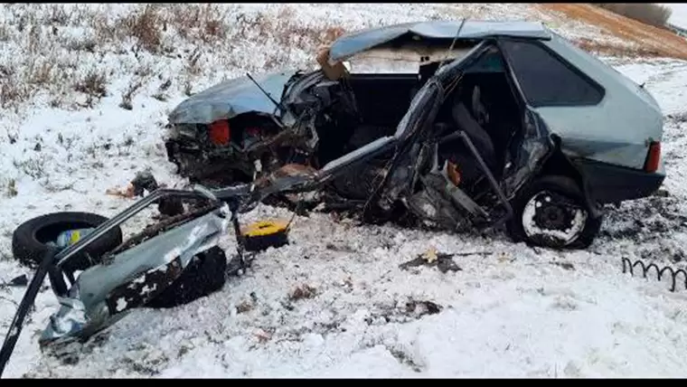 Под Нижнекамском «Audi A6» врезалась в «девятку», водитель впал в кому