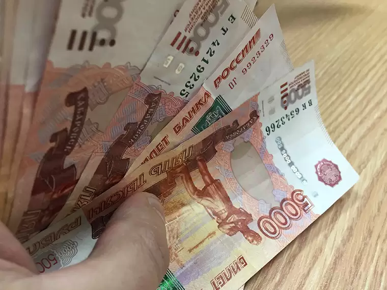 Рабочим в Нижнекамске повысят заработную плату