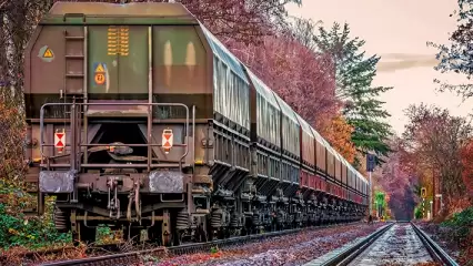 В Татарстане погиб регулировщик после того, как поезд столкнулся с фурой - НТР 24