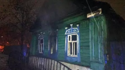 В Чистополе при пожаре в частном доме погибли два человека