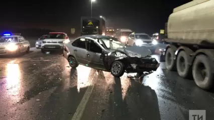 В пятничном ДТП под Нижнекамском пострадал водитель с 22 штрафами за 9 месяцев - НТР 24