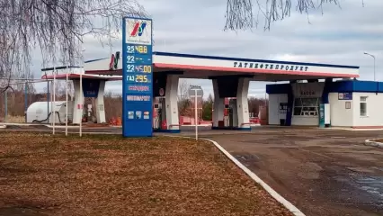 В Нижнекамске за пару месяцев бензин подорожал на полрубля - НТР 24