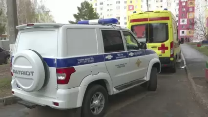 В подъезде одного из домов Нижнекамска нашли тело мужчины - НТР 24