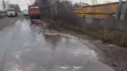 В промзоне Нижнекамска обнаружен аварийный разлив топлива - НТР 24