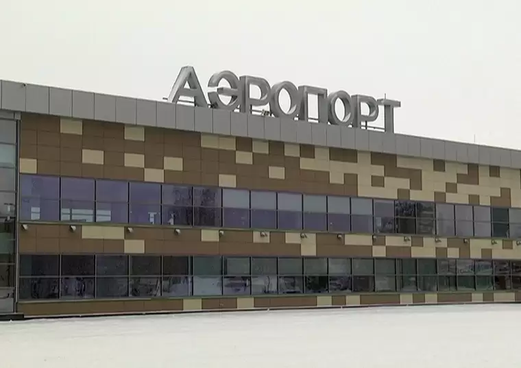 В нижнекамском аэропорту совершил вынужденную посадку самолет из Москвы